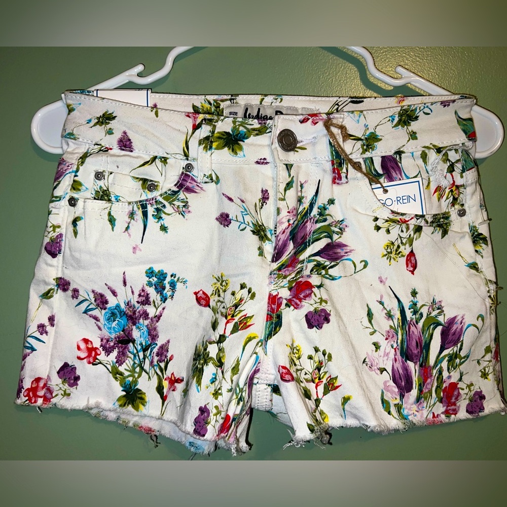 Women’s floral denim shorts